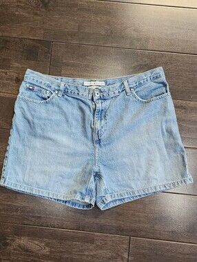 Tommy Hilfiger Light Blue Denim Women’s Shorts